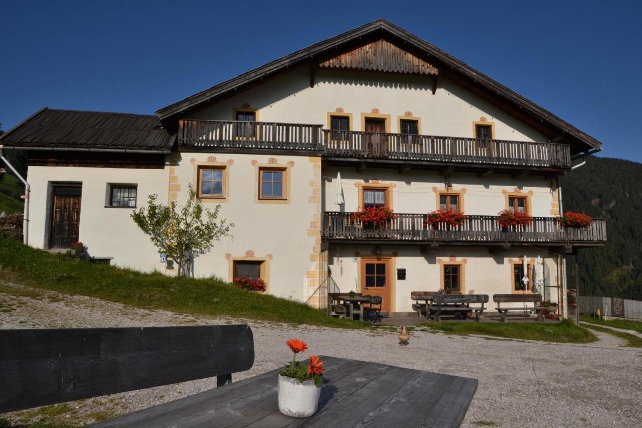 Gostnerhof Apartment Dobbiaco Exterior foto